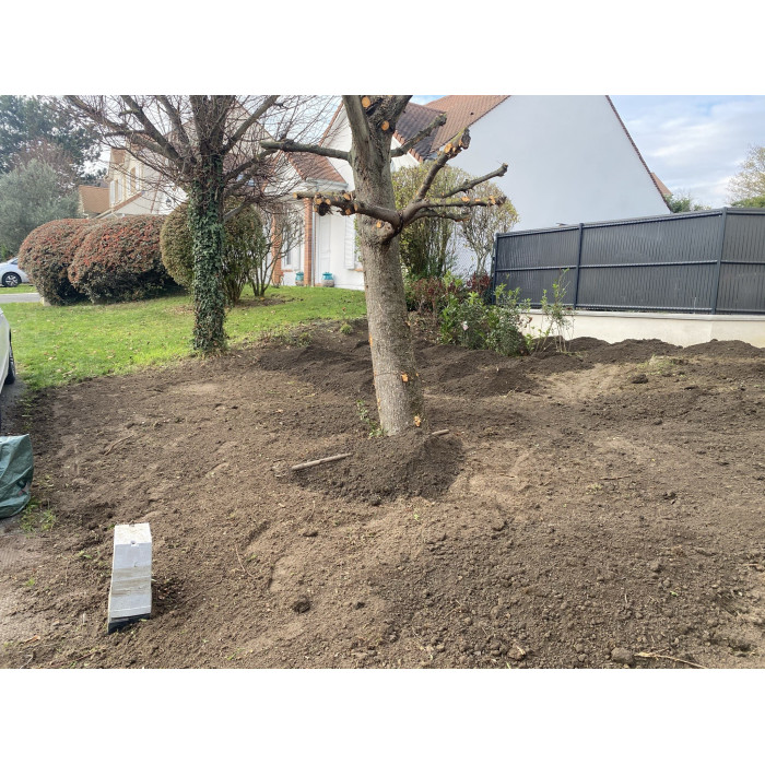 Petit volume de terre végétale en sac